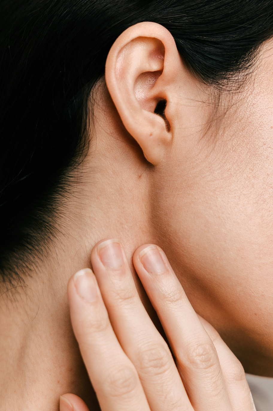 Perimenopause and itchy ears: what’s the connection?